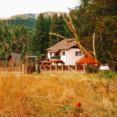 Mounthoff Retreat Villa Moroeni Exterior photo